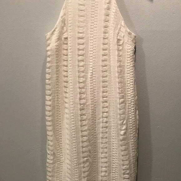 White High Neck Lace Dress - Picture 3 of 5